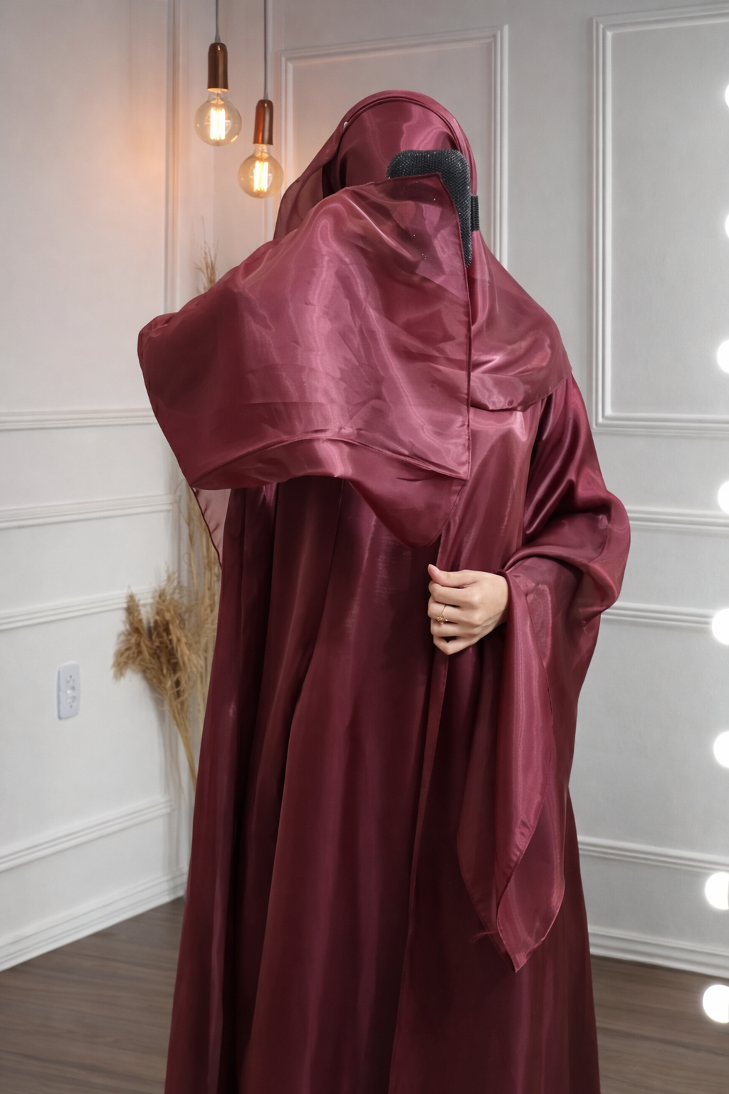 MAROON| NOOR